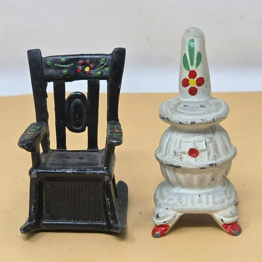 Vintage Cast Iron Miniature Rocking Chair & Stove Set With Floral Accents‎